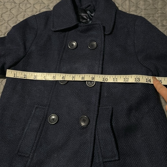 Girl's coat size 6 in navy blue with beige trim - Picture 10 of 11